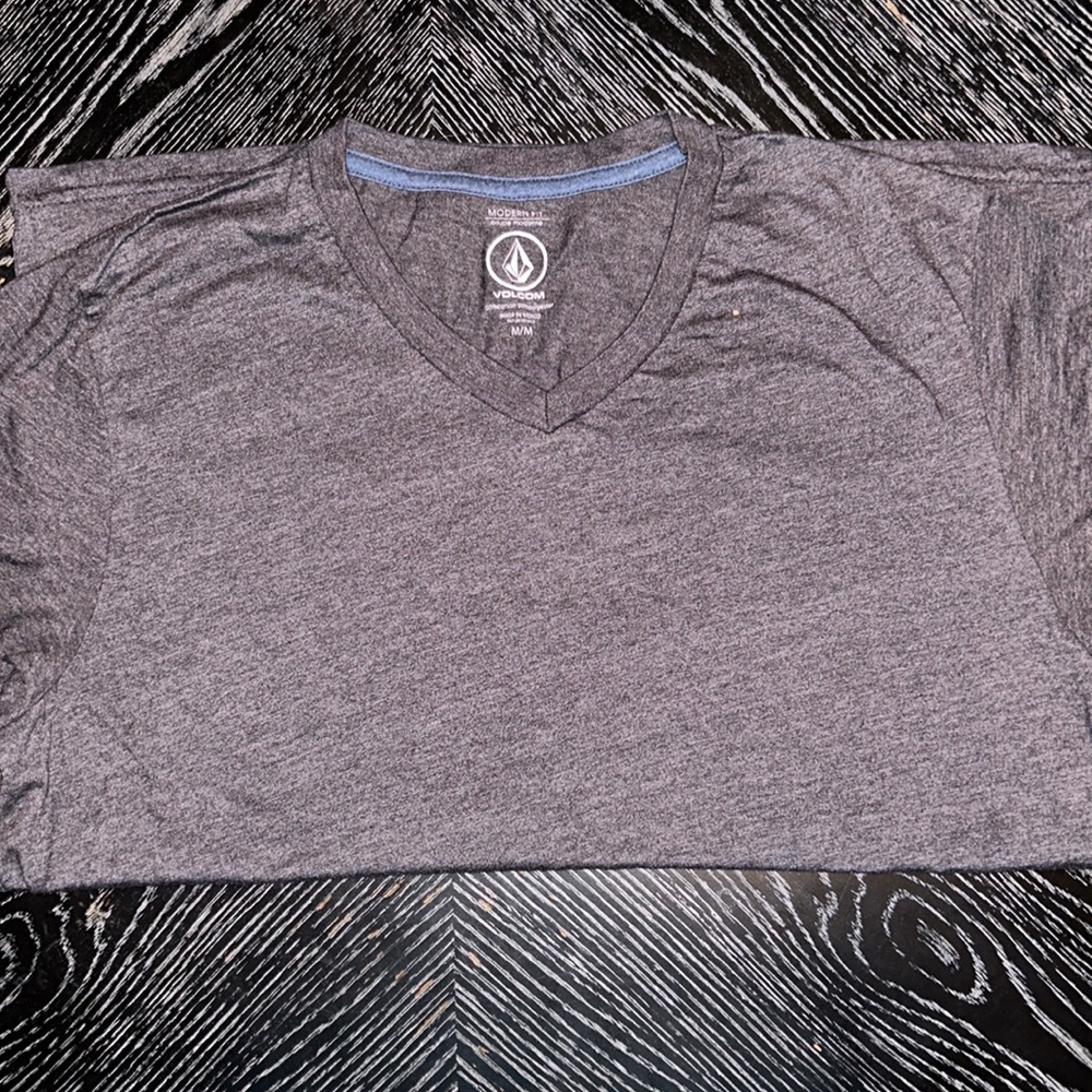 Grey Volvom V-neck, Medium, Great condition, worn only once.